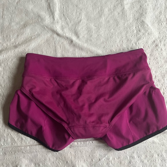 Lululemon running shorts - Picture 11 of 12
